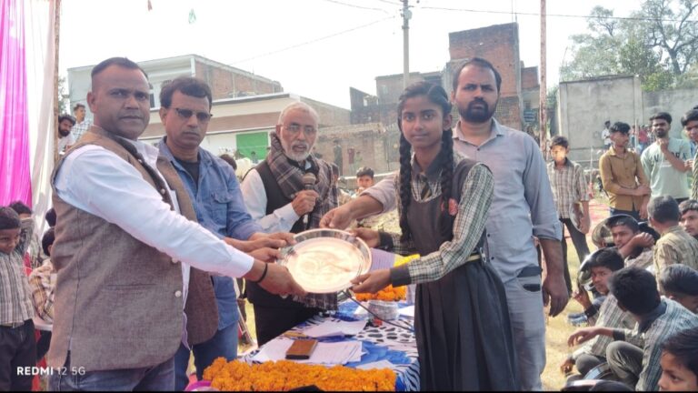 शम्स मॉडल स्कूल में वार्षिक खेल समारोह संपन्न, विजयी छात्रों को किया गया सम्मानित