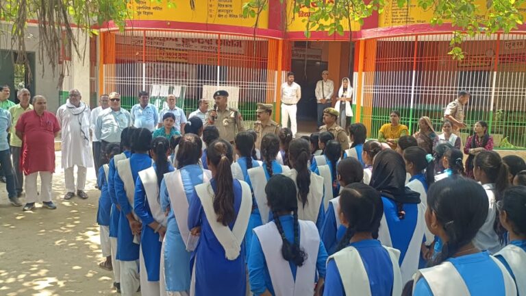 छात्र-छात्राओं को युद्ध व आपदा प्रबंधन के प्रति किया गया जागरूक
